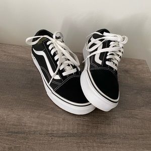 Women’s Vans Sneakers 6.5